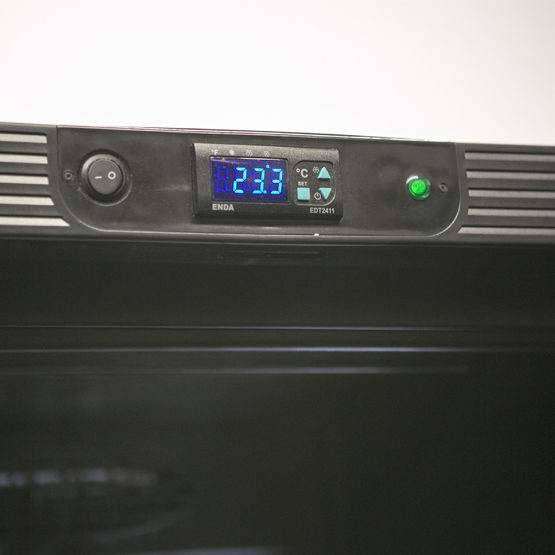 Vinoteca Cavanova CV110 ABIERTA DETALLE