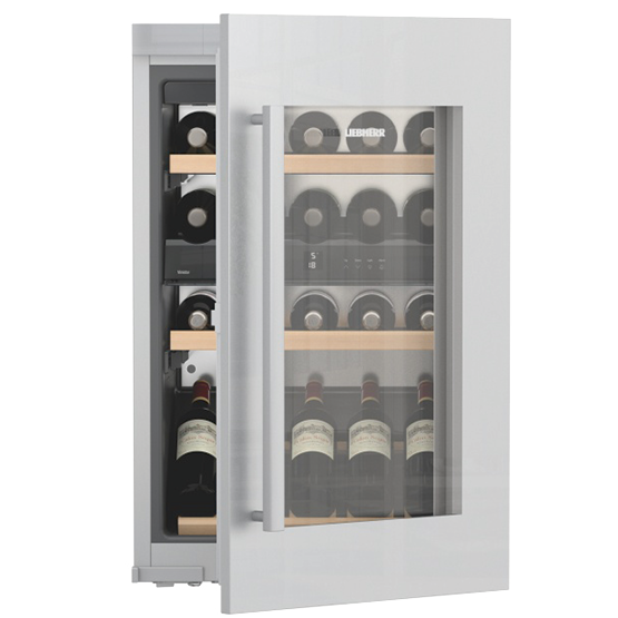 Vinoteca Liebherr EWTdf 1653 puerta semiabierta