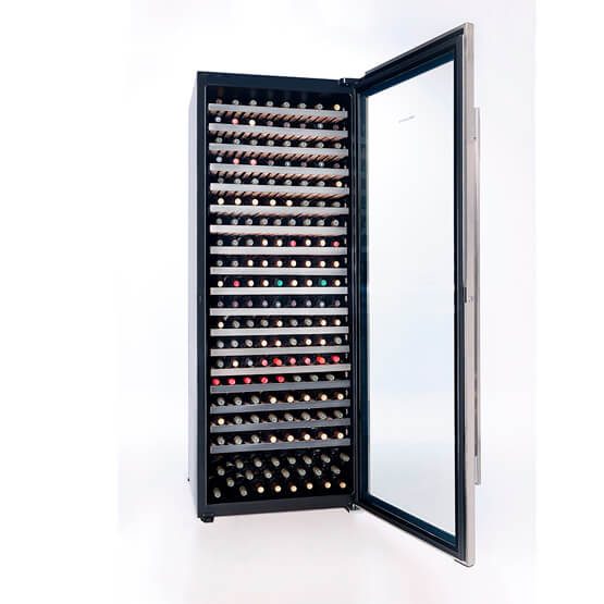 Vinoteca Cavanova CV300T abierta