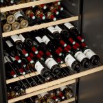 Vinoteca Cavist 224 detalle apertura