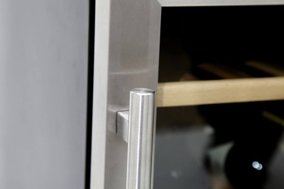 vinoteca la sommeliere ls48b tirador 2 La Sommeliere LS48B