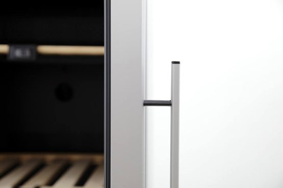 Vinoteca La Sommeliere VIP150