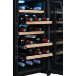 Vinoteca Climadiff CC18F bandejas extraibles