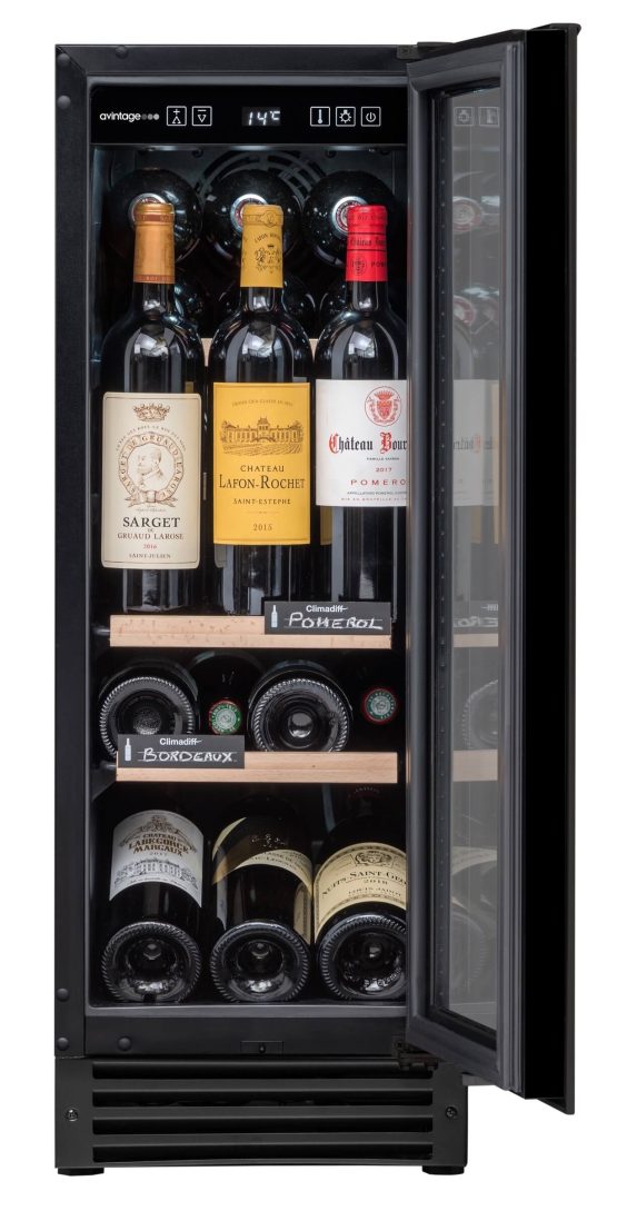 Vinoteca Avintage AVU23TB1 abierta Vinoteca Avintage AVU23TB1 abierta