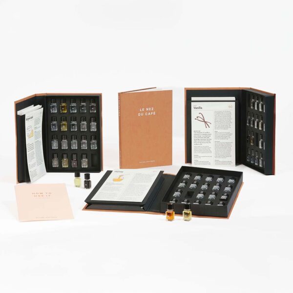 Libro 60 aromas del café Le Nez du Cafe